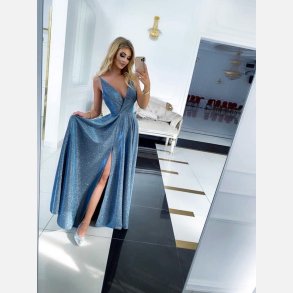 ILONA - Glitrende Maxi-kjole i bl farve