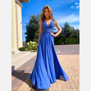 UDI - Lang kjole i bl farve med sten og broderier