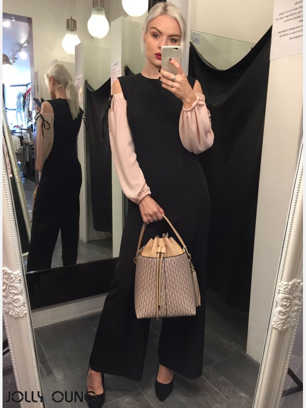 ASOS Open shoulder jumpsuit i sort farve