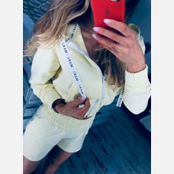 DANIELLE Top og shorts st i gul pastelfarve