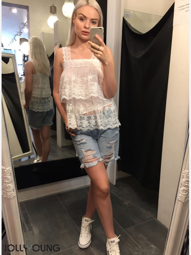ELENA Hvid top med broderier