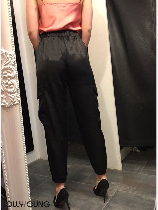 FELICIA Sort shiny bukser