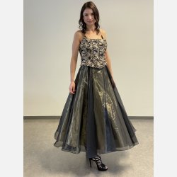 GRACIA Lang kjole med broderier 