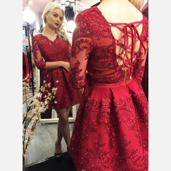 SONIA Kjole med mesh og broderier i vino farve