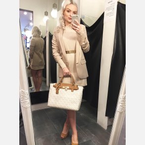 JOBIS Klassisk blazer i beige farve