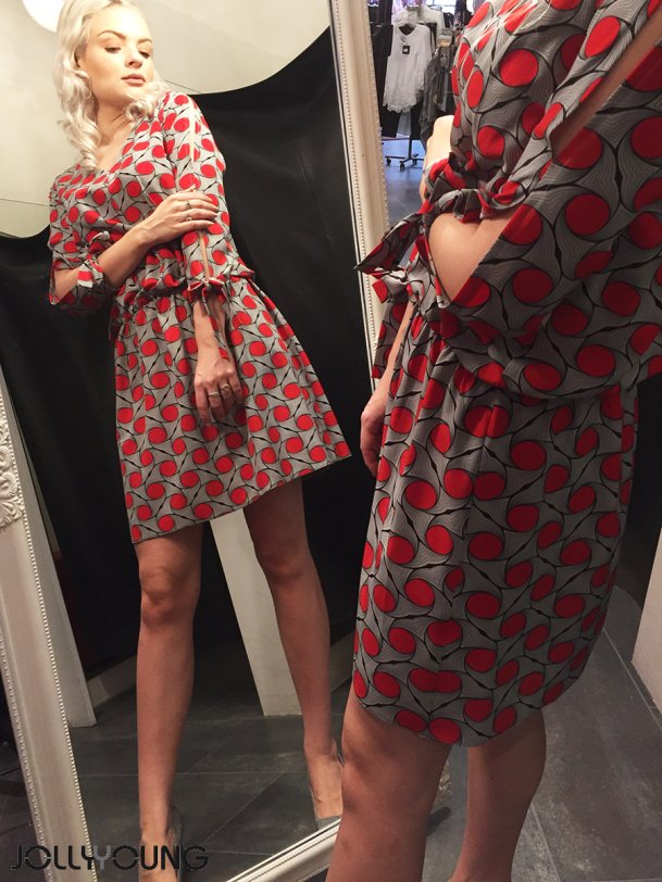 KORA Kort mnstret kjole