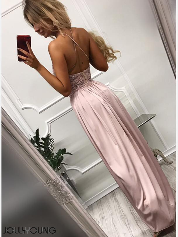 VIVIAN Lang kjole i beige farve med sten og broderier