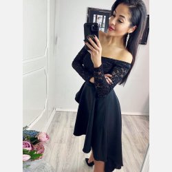 OLIVIA Kort kjole i sort farve med blonder