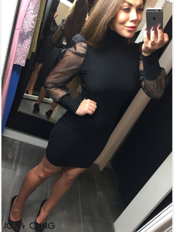 RENATTA Sort glitrende kjole med chiffon rmer