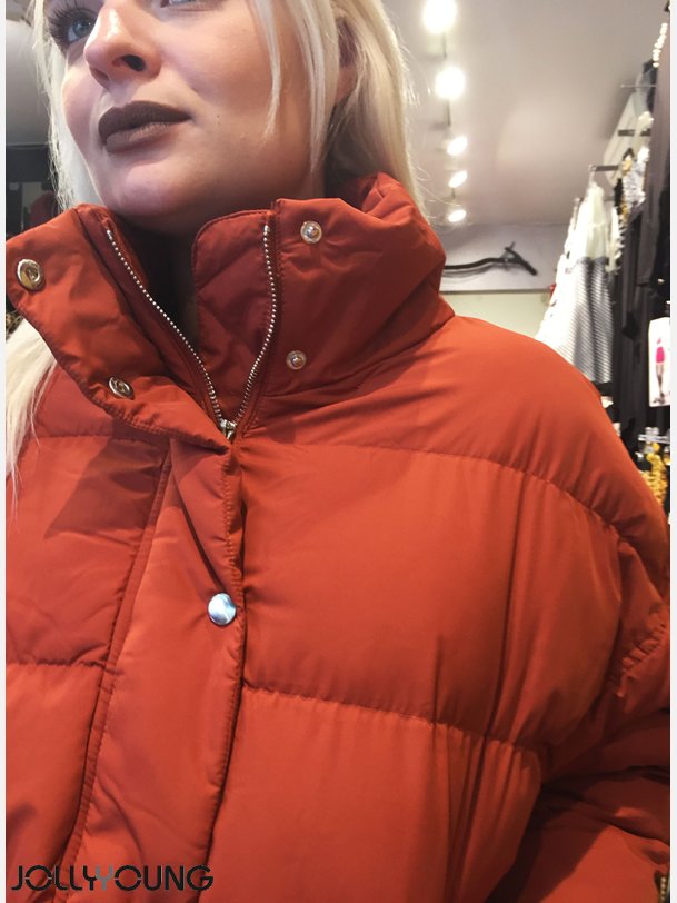 ROMA Vinterjakke i rust farve med hj krave