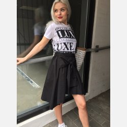 EDITTA Sort asymmetrisk sort nederdel