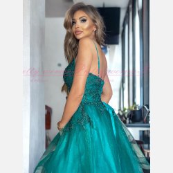 ZUZANNA-Grn Skinende Gylden Kort Kjole med Tynde Stropper og Snring i Ryggen