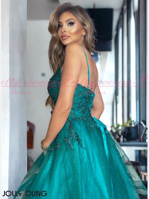 ZUZANNA-Grn Skinende Gylden Kort Kjole med Tynde Stropper og Snring i Ryggen